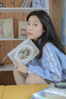 他用嘴巴含着我奶头吸怎么办